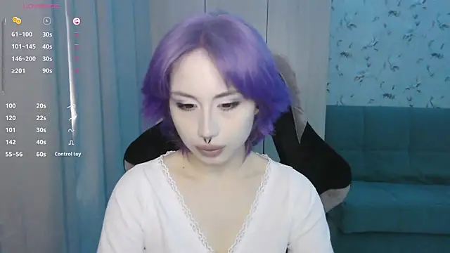 Snapshot of LeisaHopperstad chatting on 06-05-26, 02:01 LeisaHopperstad online show from 06-05-26, 02:01