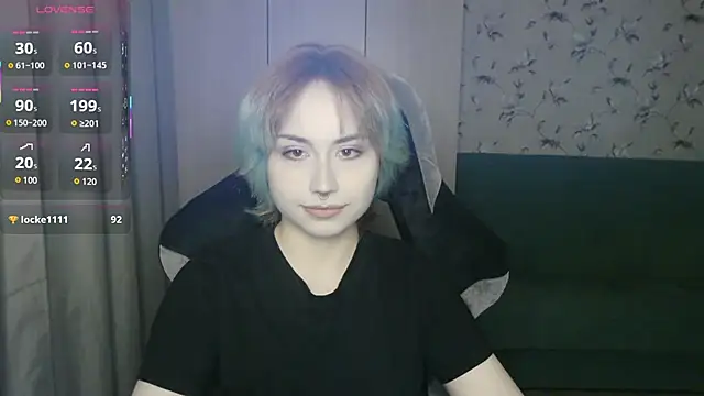Snapshot of LeisaHopperstad chatting on 05-11-26, 04:04 LeisaHopperstad online show from 05-11-26, 04:04