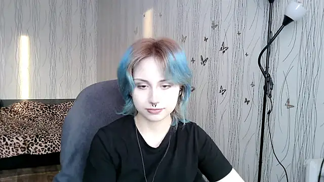 LeisaHopperstad online show from 03-18-26, 02:19