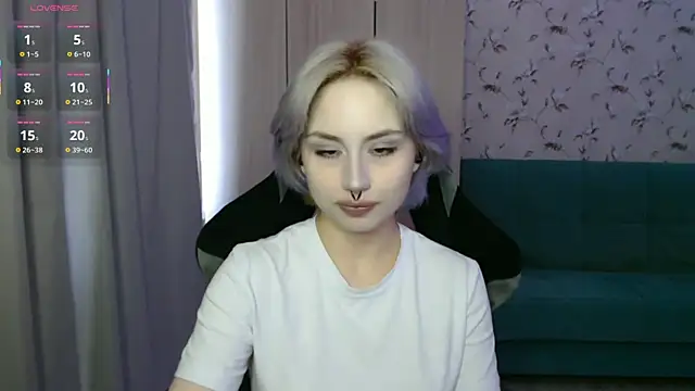 Snapshot of LeisaHopperstad chatting on 07-20-26, 10:50 LeisaHopperstad online show from 07-20-26, 10:50