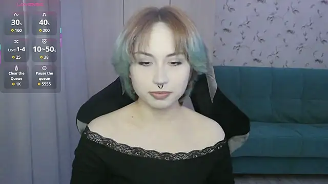 Snapshot of LeisaHopperstad chatting on 05-21-26, 12:13 LeisaHopperstad online show from 05-21-26, 12:13