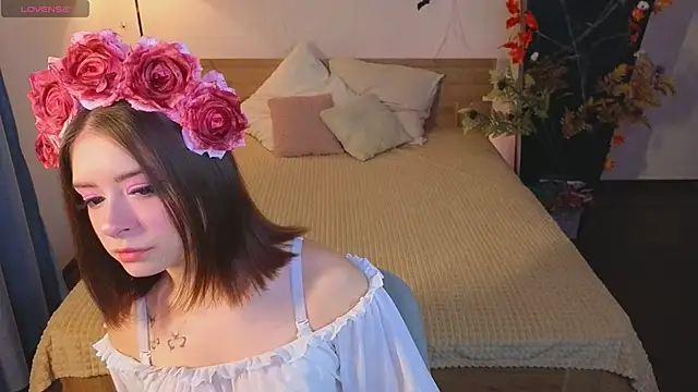  Amelia Shine  online show from 10-22-25, 11:25