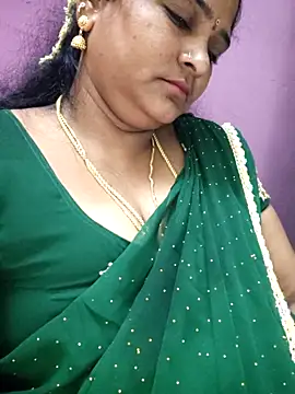 navyasree143 online show from 10-30-25, 01:26