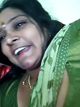 navyasree143 online show from 01-06-26, 04:00