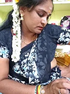 navyasree143 online show from 02-10-26, 02:05