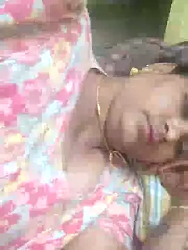 navyasree143 online show from 11-28-25, 03:56