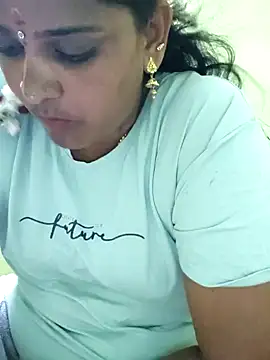 navyasree143 online show from 03-08-26, 03:15