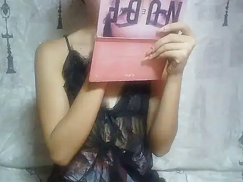 SweetPussie18x online show from 12-17-25, 01:21