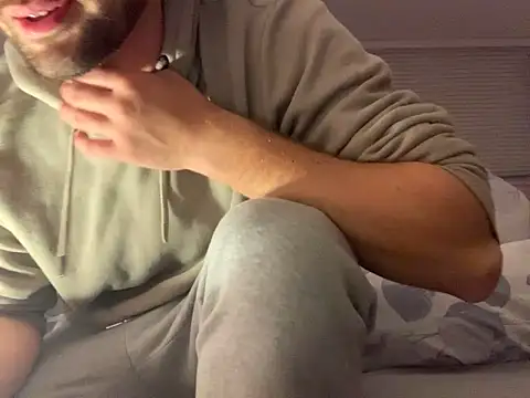 Snapshot of Jasonsnzuk chatting on 10-14-25, 11:04 Jasonsnzuk online show from 10-14-25, 11:04