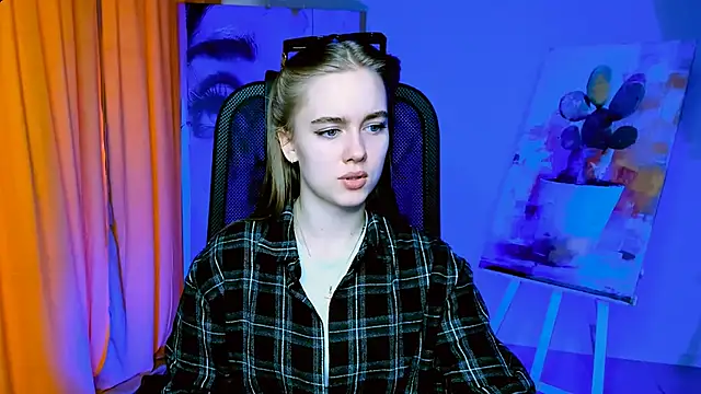 JuneWoods online show from 03-25-26, 07:19