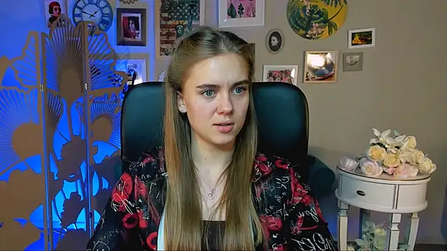 JuneWoods online show from 11-25-25, 05:19