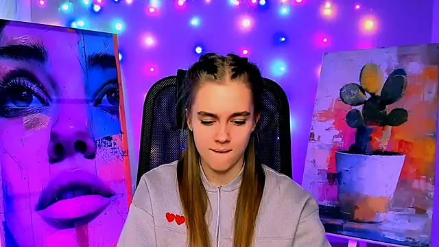 JuneWoods online show from 02-12-26, 07:30