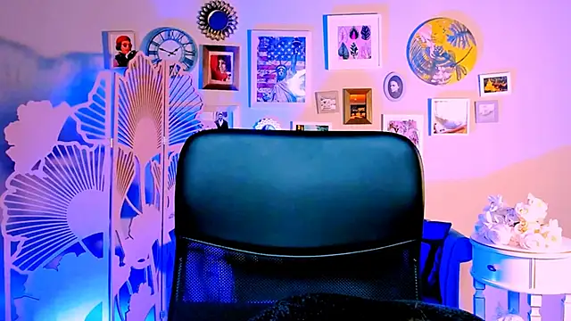 JuneWoods online show from 11-14-25, 12:31