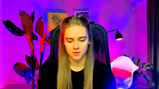 JuneWoods online show from 12-01-25, 06:25