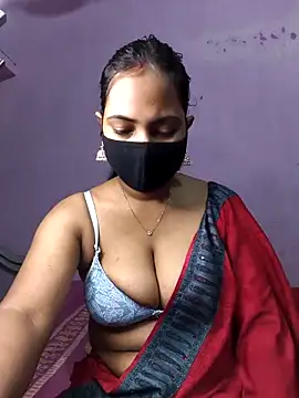 Snapshot of Queen_Shanayaa chatting on 10-10-25, 11:55 Queen Shanayaa online show from 10-10-25, 11:55