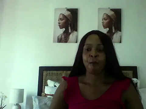 Snapshot of Blacksashaxx chatting on 10-19-25, 10:51 Blacksashaxx online show from 10-19-25, 10:51