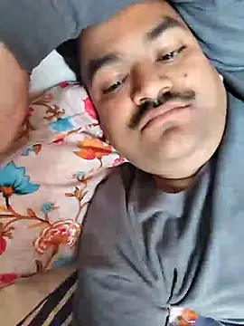 desiyouth94 online show from 02-12-26, 04:34