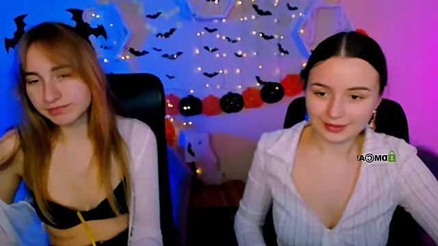 leslie bird online show from 10-30-25, 11:19