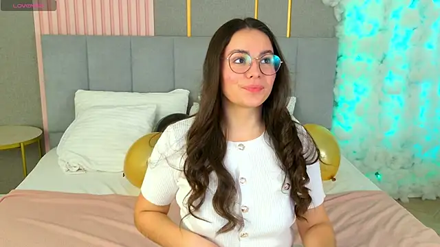 GabiBatista online show from 11-13-25, 05:11