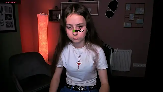 rebecca smile online show from 10-30-25, 06:44