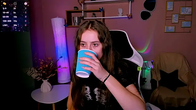 rebecca smile online show from 11-07-25, 01:26