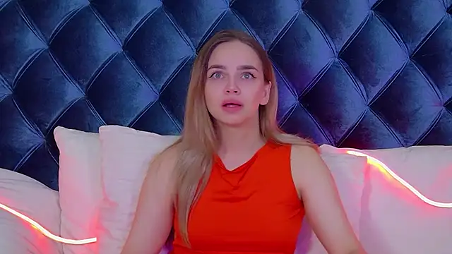 AnitaVenture online show from 11-20-25, 04:24