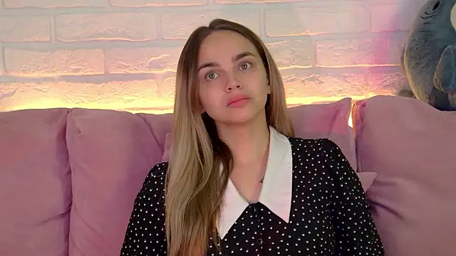AnitaVenture online show from 10-16-25, 04:21