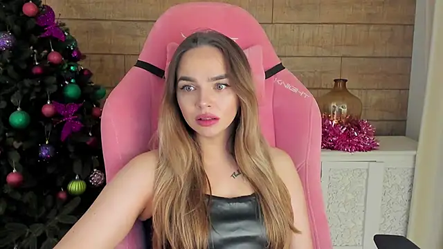 AnitaVenture online show from 12-19-25, 04:05