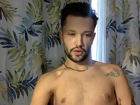 Snapshot of babykriss chatting on 10-06-25, 09:43 babykriss online show from 10-06-25, 09:43