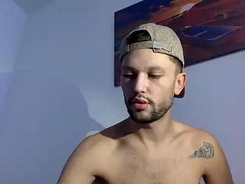 Snapshot of babykriss chatting on 10-24-25, 10:47 babykriss online show from 10-24-25, 10:47