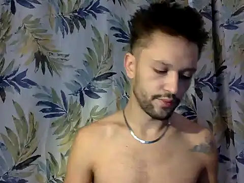 Snapshot of babykriss chatting on 10-17-25, 12:07 babykriss online show from 10-17-25, 12:07