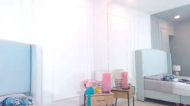 ChantalGarner online show from 12-16-25, 01:15