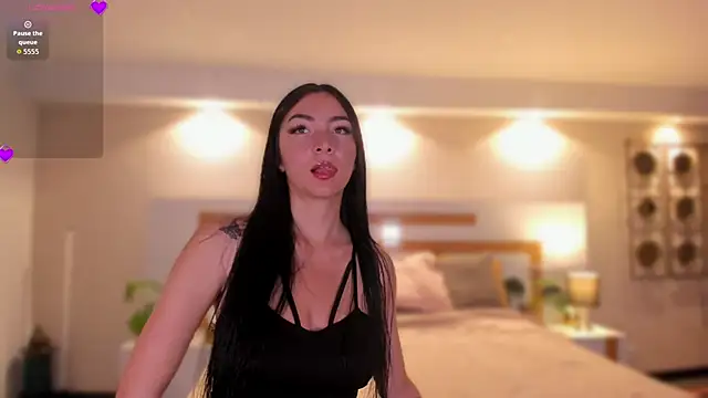 Violeta dh online show from 04-15-26, 11:05