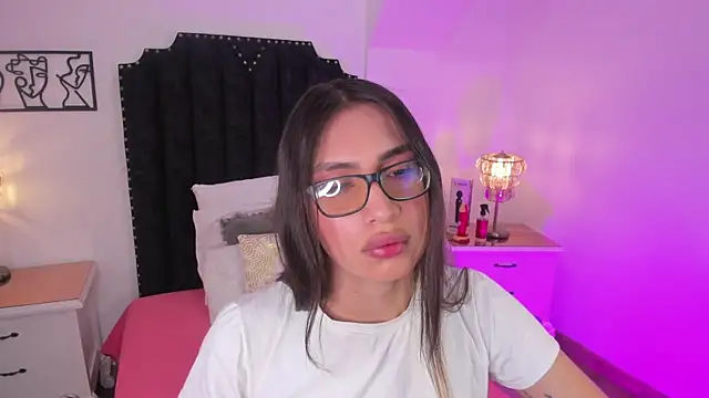 cherrylady 02 online show from 12-15-25, 01:39