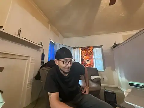 ThrowedWorldWide online show from 02-09-26, 05:44