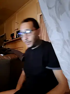 ThrowedWorldWide online show from 11-29-25, 10:15