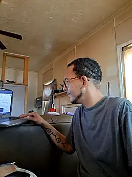 ThrowedWorldWide online show from 12-03-25, 02:38