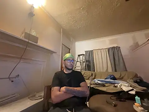 ThrowedWorldWide online show from 02-08-26, 03:04