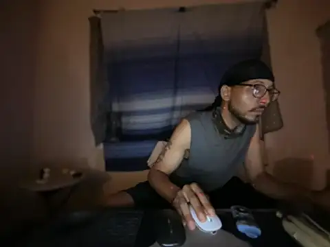 ThrowedWorldWide online show from 05-08-26, 01:09