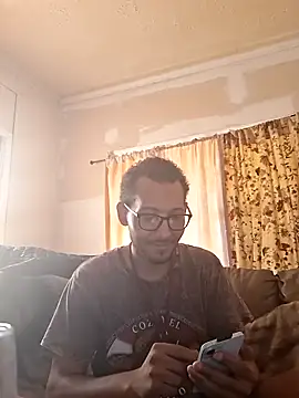 ThrowedWorldWide online show from 11-18-25, 04:54