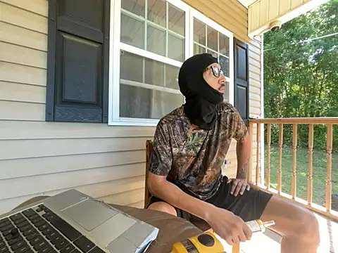 ThrowedWorldWide online show from 04-15-26, 03:16