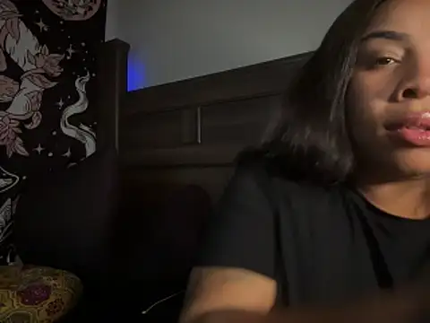 NeliaHexxen online show from 12-04-25, 02:49