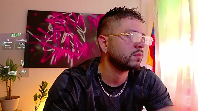 TomSloam online show from 12-18-25, 04:33