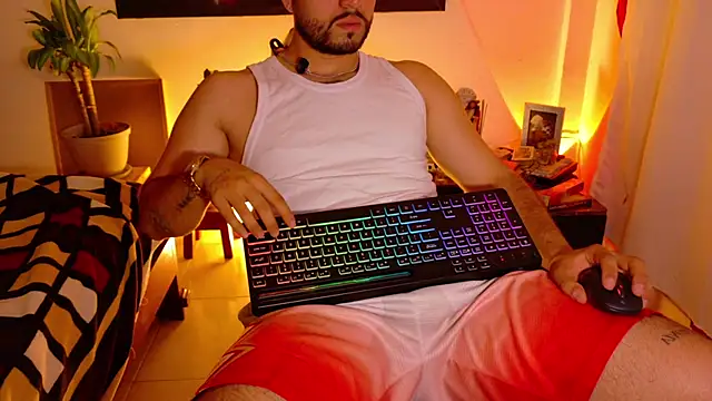 TomSloam online show from 12-18-25, 04:28