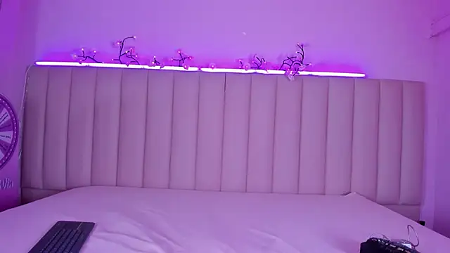 theladymonserrateshow online show from 04-16-26, 07:47