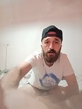 Snapshot of krerem chatting on 05-15-26, 07:56 krerem online show from 05-15-26, 07:56