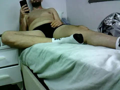 Snapshot of krerem chatting on 10-18-25, 01:57 krerem online show from 10-18-25, 01:57
