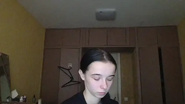 Emilia Light online show from 10-15-25, 09:06