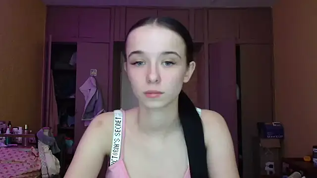 Emilia Light online show from 04-05-26, 12:56