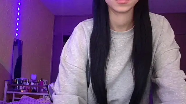 Emilia Light online show from 03-27-26, 08:11